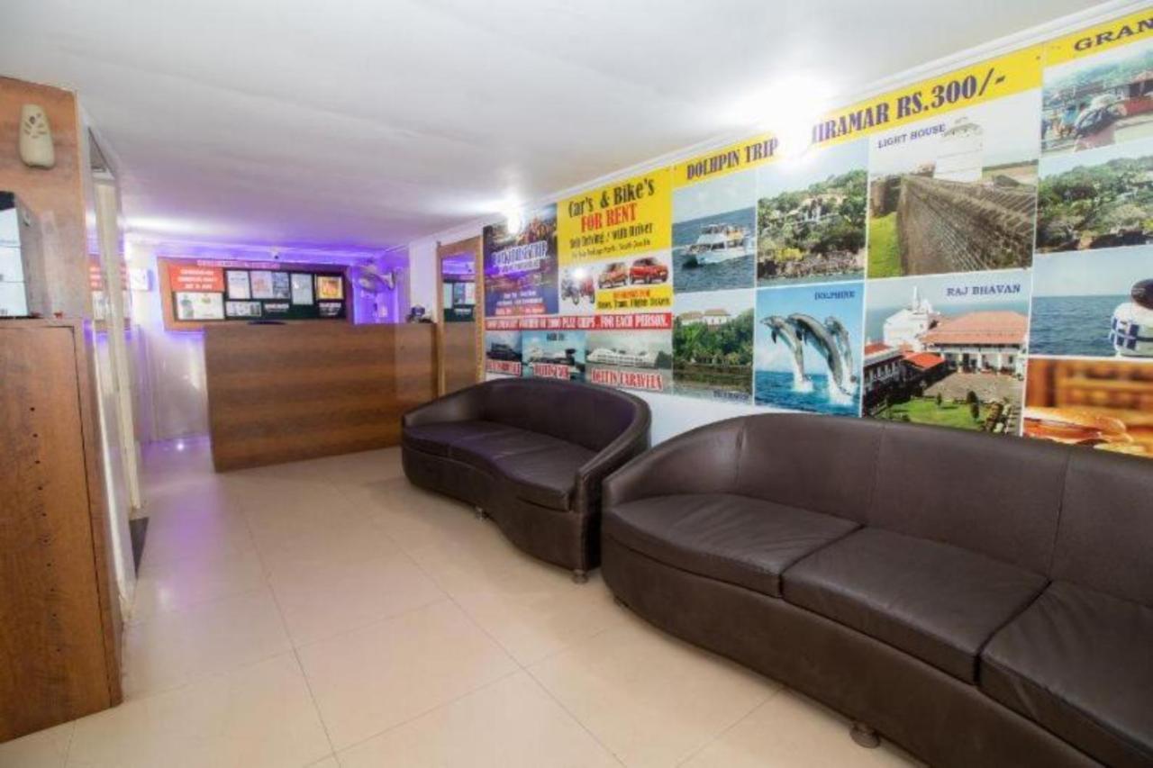 Grg Traveller Hotel Pangim Exterior foto