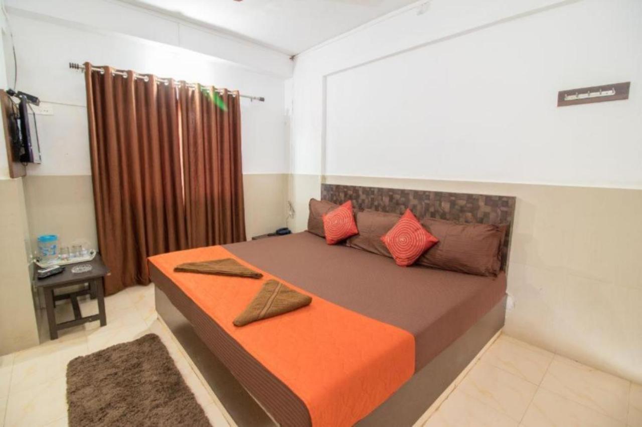 Grg Traveller Hotel Pangim Exterior foto